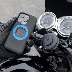 High-Tech accessories