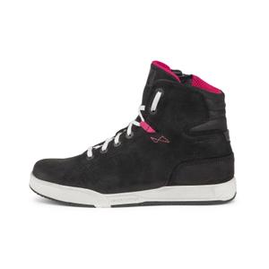 foru18wz-999836-motorcycle-shoes-for-women-forma-swift-x-fit-black-white